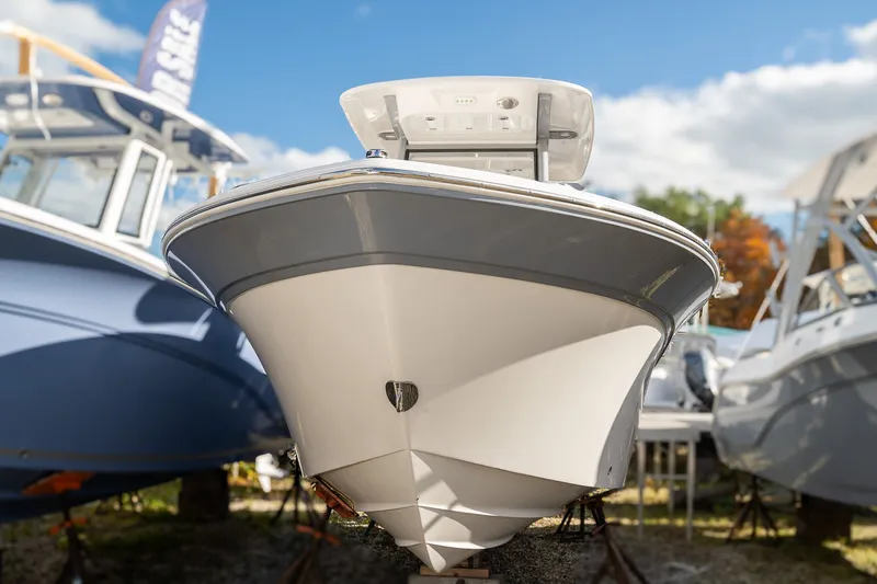 Slide: The Image of Sea Fox 228 Commander 2026 - 4