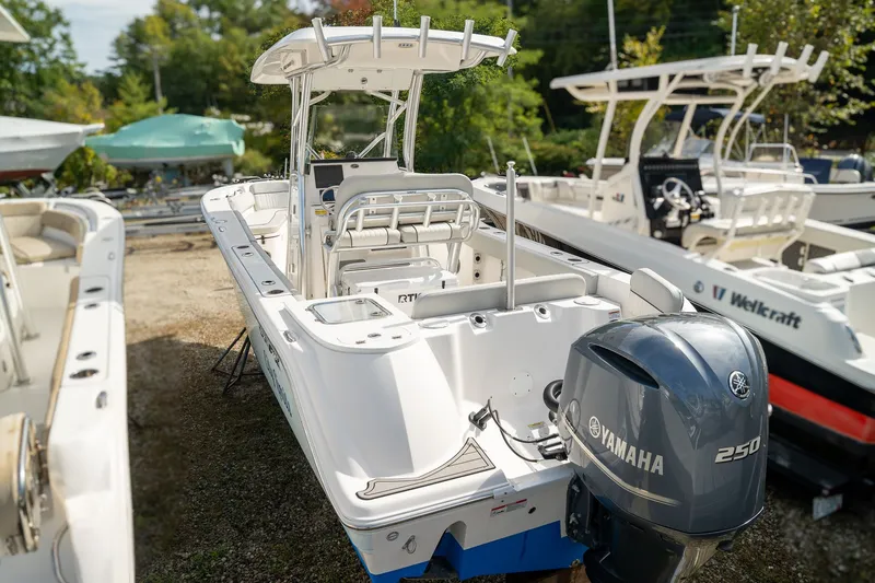 Slide: The Image of Sea Fox 248 Commander 2021 - 8