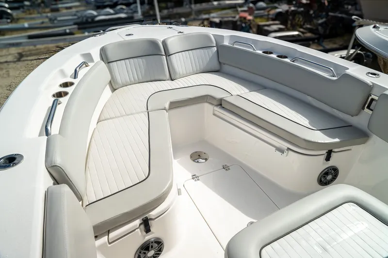 Slide: The Image of Sea Fox 248 Commander 2021 - 9