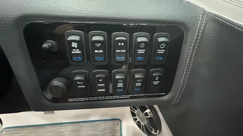 Slide: The Image of Regal LS6 2019 - 10