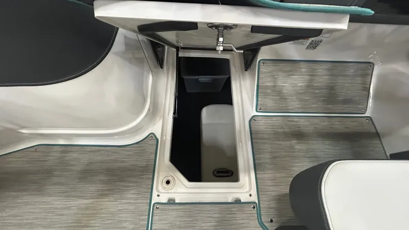 Slide: The Image of Regal LS6 2019 - 26