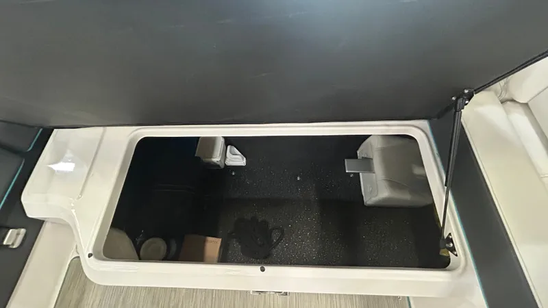 Slide: The Image of Regal LS6 2019 - 27