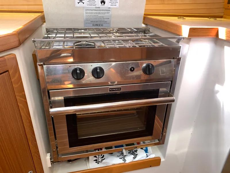 Slide: The Image of Catalina 385 2018 - 18