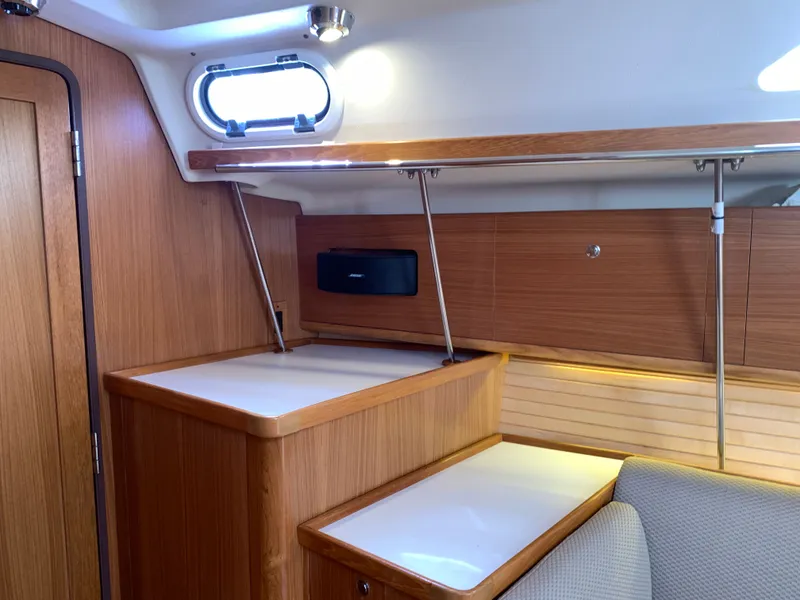 Slide: The Image of Catalina 385 2018 - 25