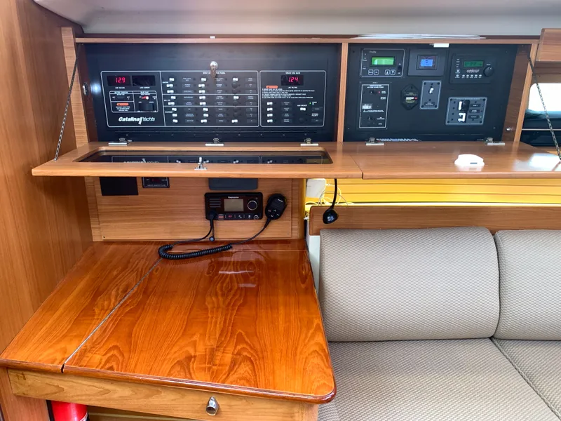 Slide: The Image of Catalina 385 2018 - 32