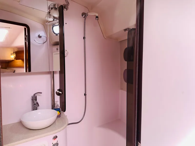 Slide: The Image of Catalina 385 2018 - 56