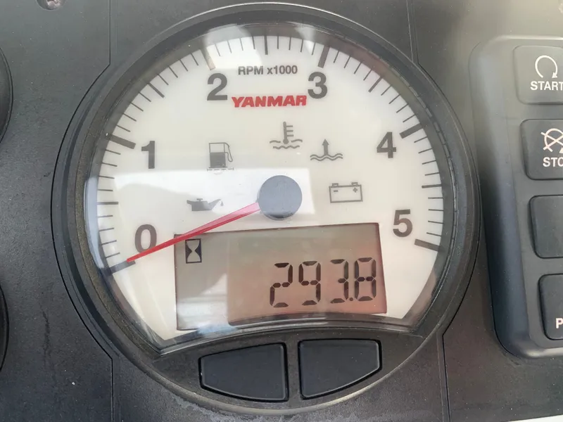 Slide: The Image of Catalina 385 2018 - 88