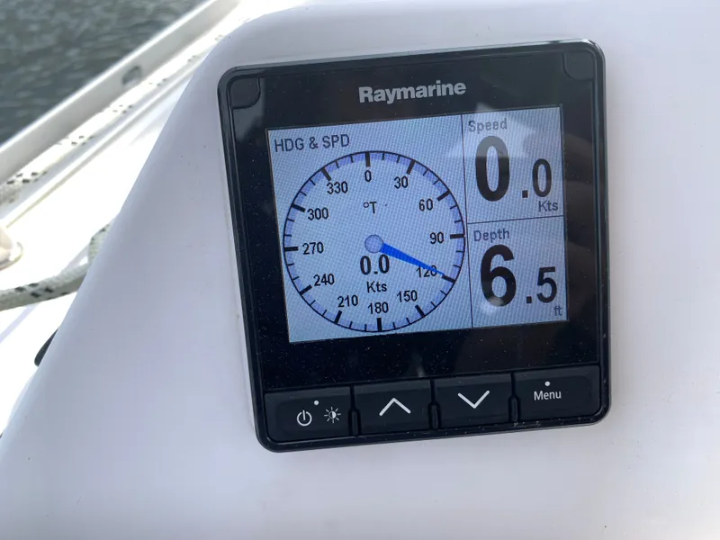 Slide: The Image of Catalina 385 2018 - 90