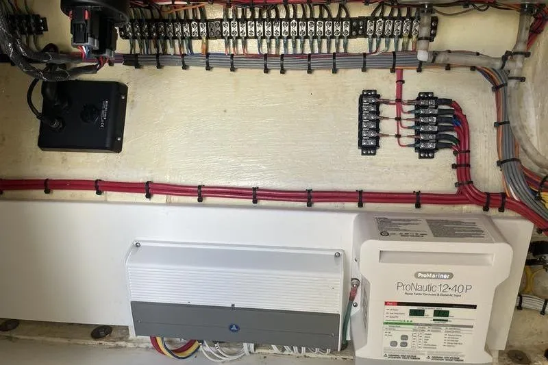 Slide: The Image of Electrical system of a 2022 SeaVee 370z boat with ProNautic charger. - 30