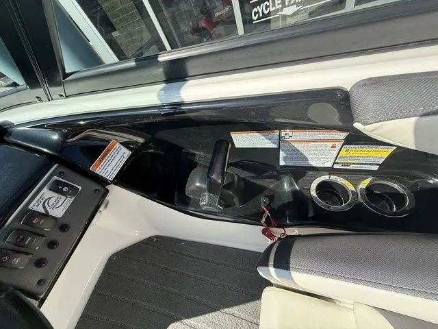 Slide: The Image of Yamaha AR192 2016 - 22