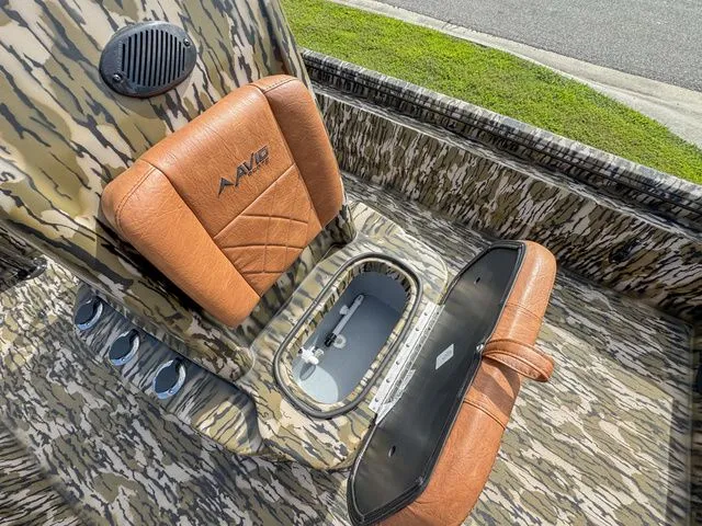 Slide: The Image of Avid 20 Rogue 2026 - 11