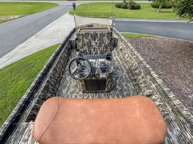 Slide: The Image of Avid 20 Rogue 2026 - 14