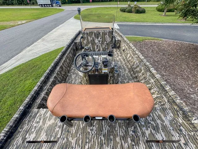 Slide: The Image of Avid 20 Rogue 2026 - 15