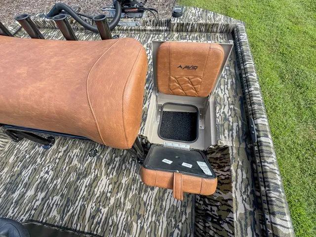 Slide: The Image of Avid 20 Rogue 2026 - 18