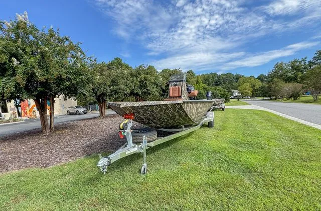 Slide: The Image of Avid 20 Rogue 2026 - 5