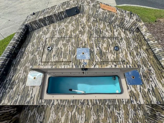 Slide: The Image of Avid 20 Rogue 2026 - 9