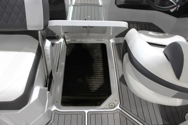 Slide: The Image of Monterey M4 2019 - 22