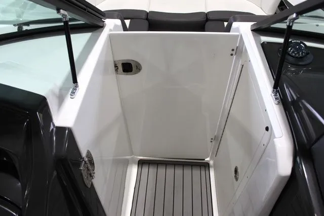 Slide: The Image of Monterey M4 2019 - 38