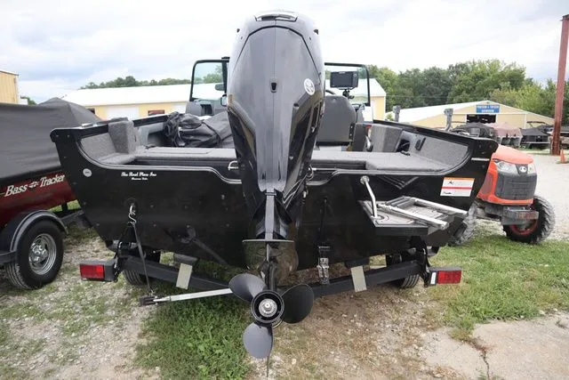 Slide: The Image of Lowe FS 1700 2023 - 3