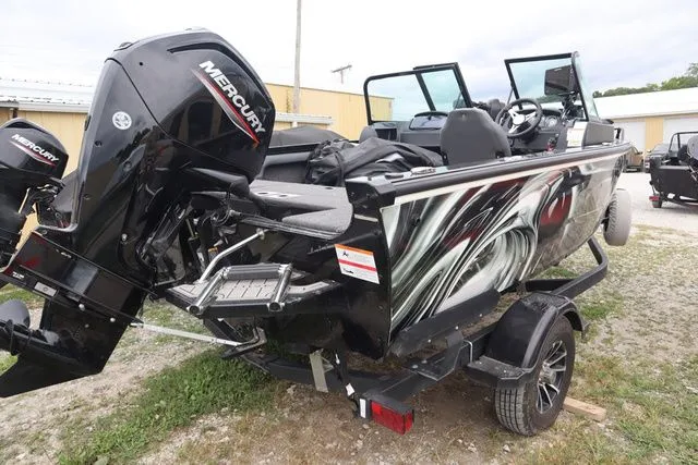 Slide: The Image of Lowe FS 1700 2023 - 5