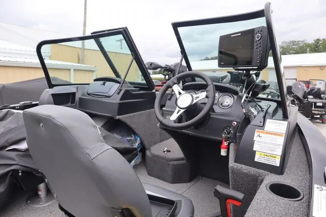 Slide: The Image of Lowe FS 1700 2023 - 6