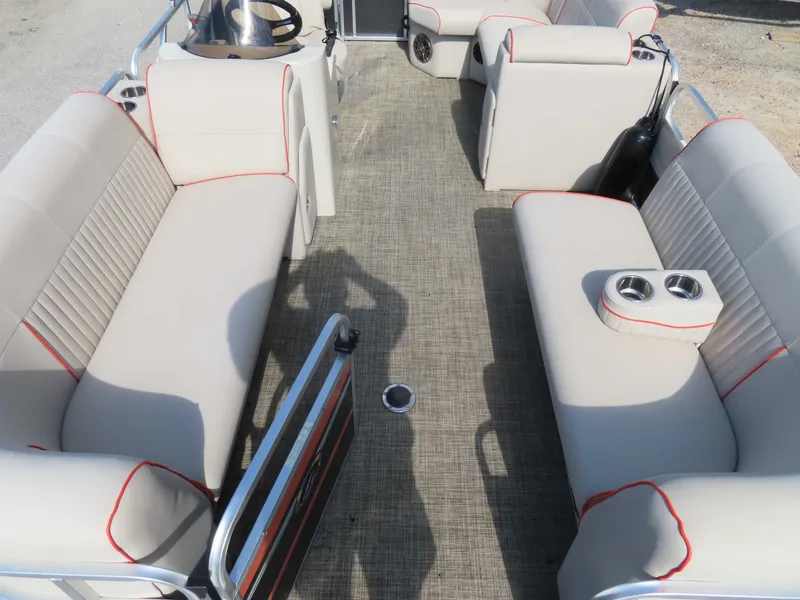 Slide: The Image of Qwest 820 2017 - 11