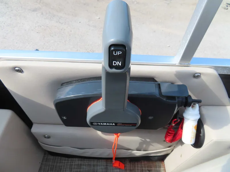 Slide: The Image of Qwest 820 2017 - 17