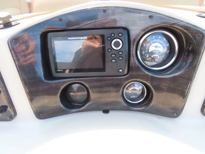 Slide: The Image of Qwest 820 2017 - 21