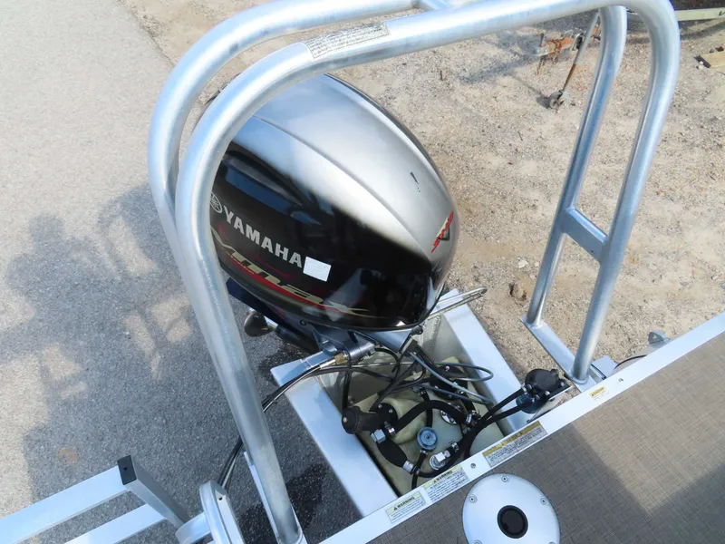 Slide: The Image of Qwest 820 2017 - 29