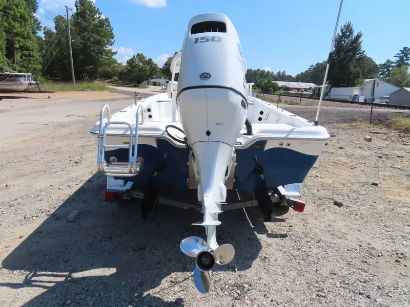 Slide: The Image of Blue Wave Pure Bay 2000 Suzuki 150 Tandem Trailer 2017 - 7