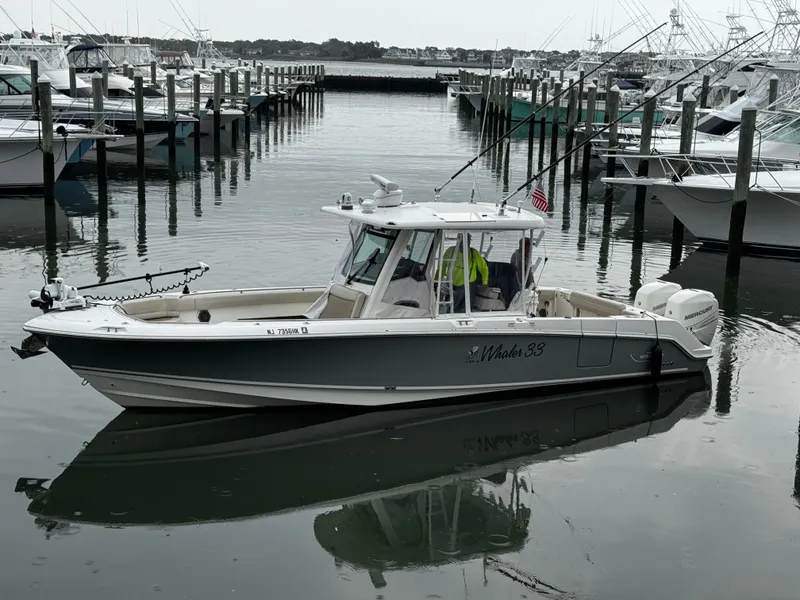 Slide: The Image of Boston Whaler Outrage Center Console 2017 - 2