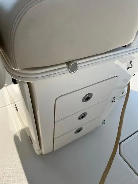 Slide: The Image of Boston Whaler Outrage Center Console 2017 - 38