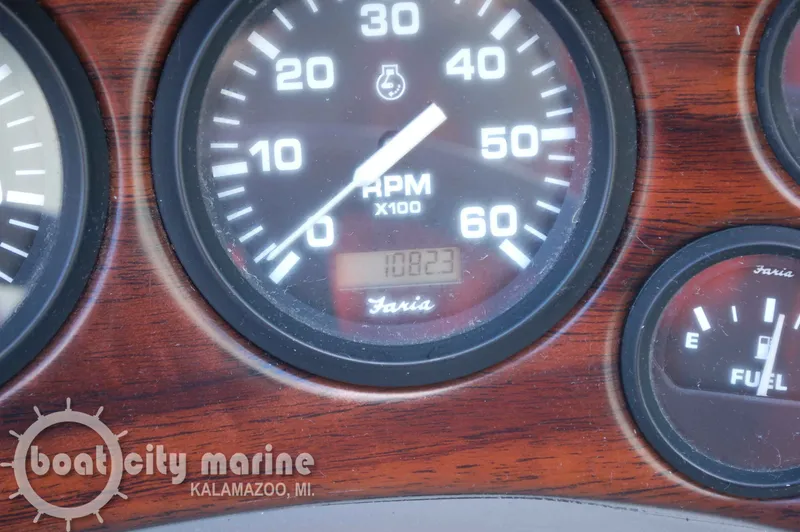 Slide: The Image of Crownline Boats 266 CCR 1998 - 22