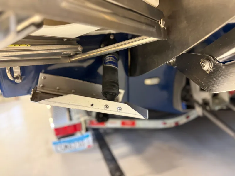 Slide: The Image of Regal 2800 Bowrider 2018 - 95