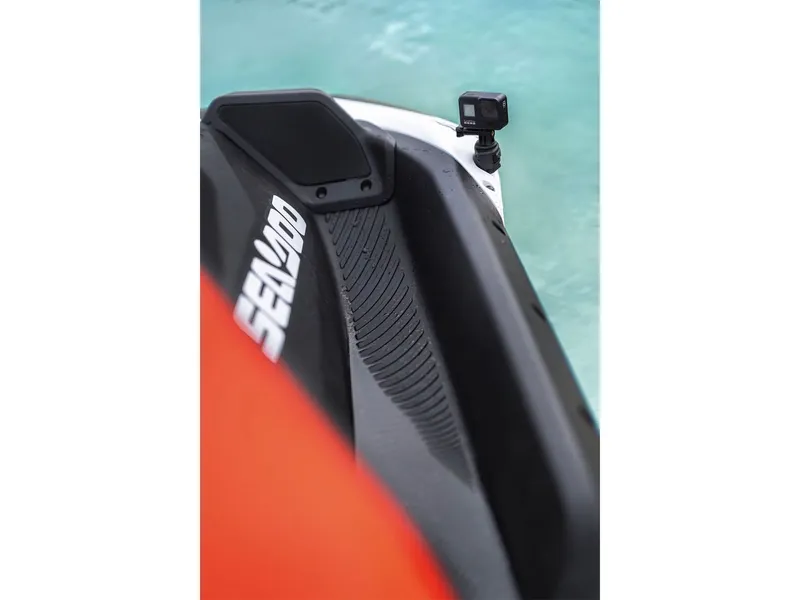 Slide: The Image of Sea-Doo Spark Trixx for 3 iBR and audio in option 2025 - 8