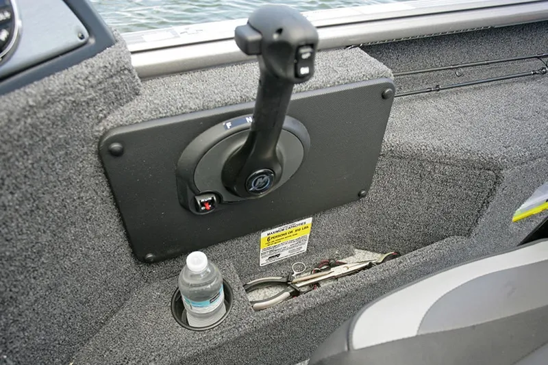 Slide: The Image of Lund 1775 Impact XS Sport 2024 - 14