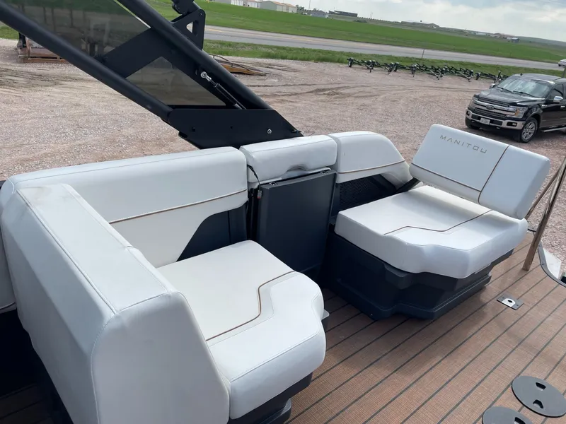 Slide: The Image of Manitou Explore 26 Switchback 2023 - 3