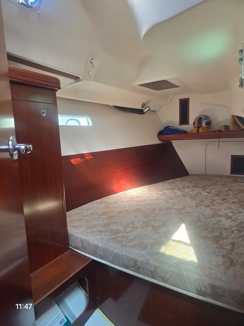 Slide: The Image of Beneteau Oceanis 393 2005 - 15