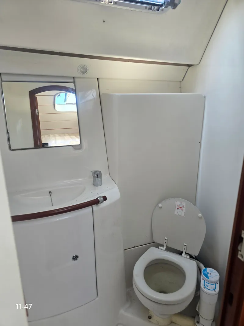 Slide: The Image of Beneteau Oceanis 393 2005 - 16