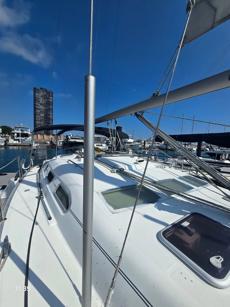 Slide: The Image of Beneteau Oceanis 393 2005 - 2