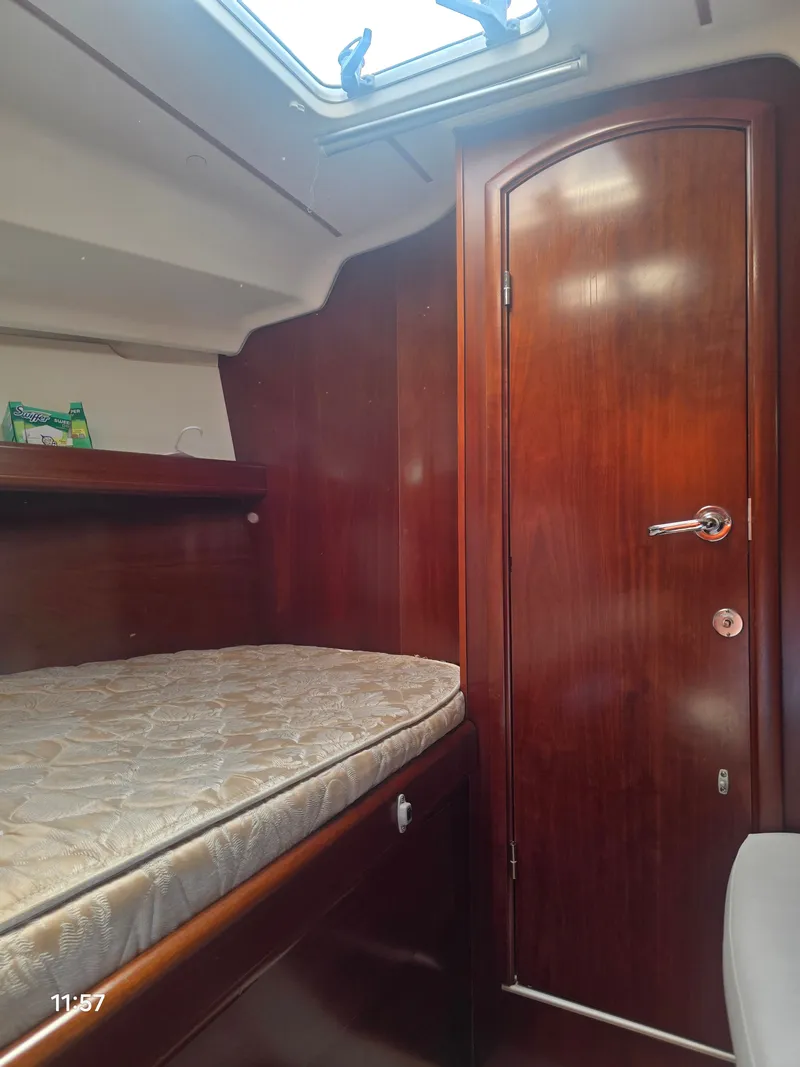 Slide: The Image of Beneteau Oceanis 393 2005 - 21