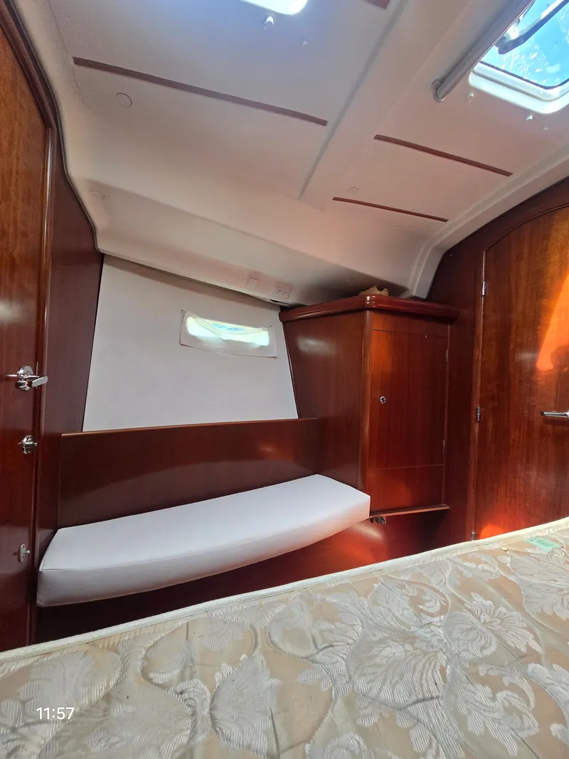 Slide: The Image of Beneteau Oceanis 393 2005 - 22