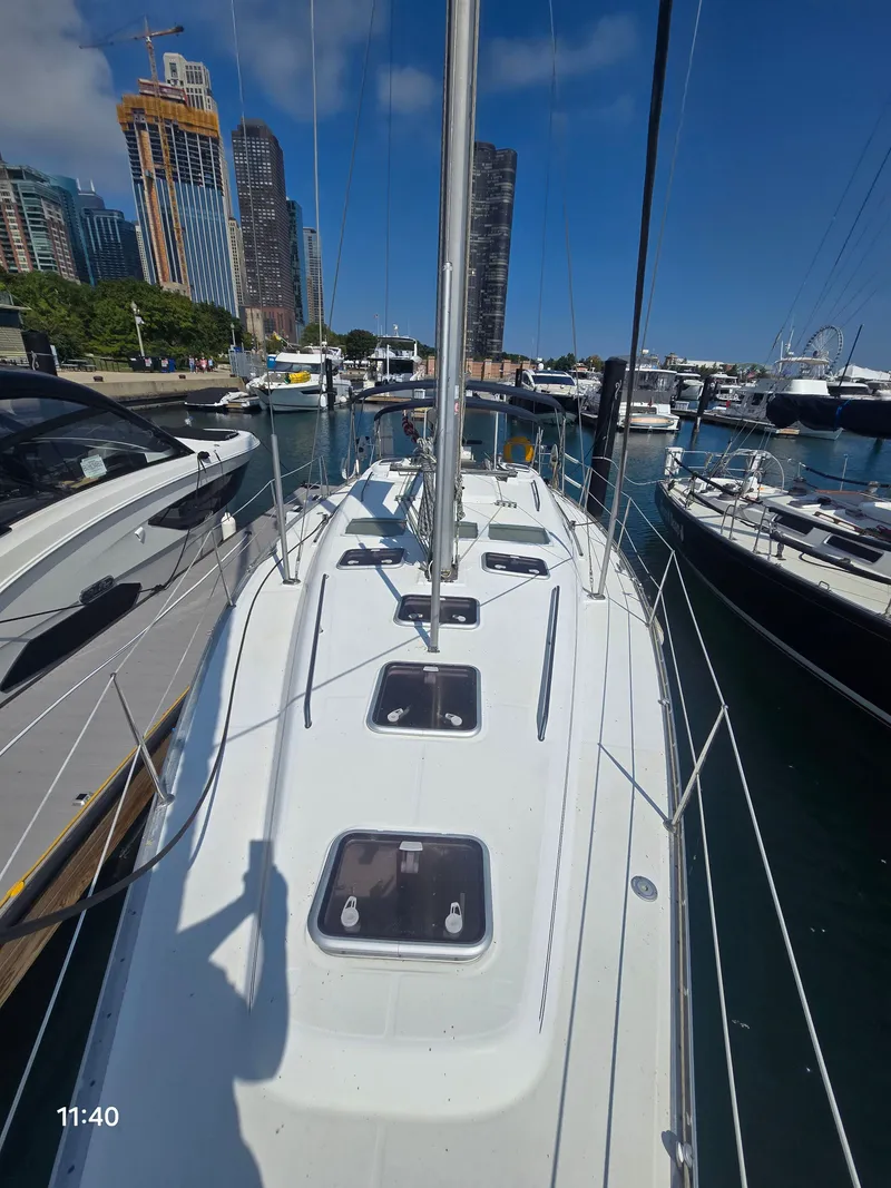 Slide: The Image of Beneteau Oceanis 393 2005 - 5