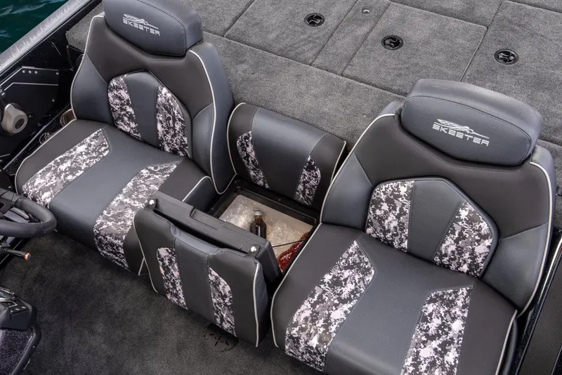 Slide: The Image of Manufacturer Provided Image: 2019 Skeeter ZX 250 boat seats with storage compartment. - 17