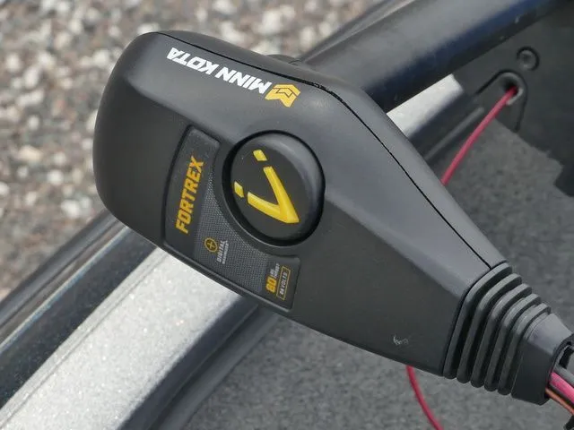 Slide: The Image of Ranger Boats Z518 Commanchee 2012 - 14