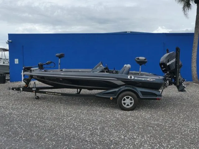 Slide: The Image of Ranger Boats Z518 Commanchee 2012 - 7