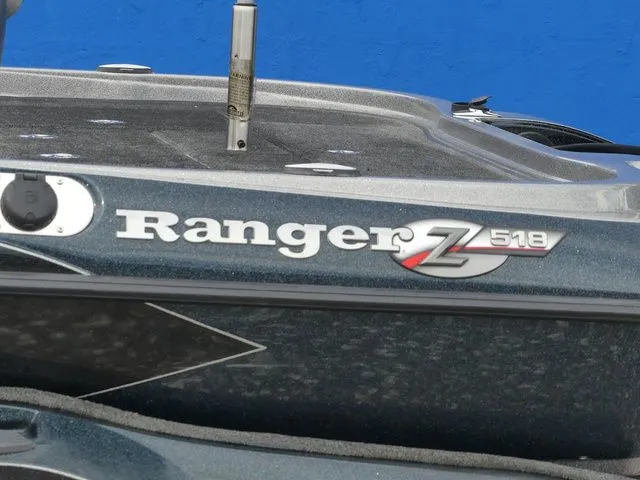 Slide: The Image of Ranger Boats Z518 Commanchee 2012 - 8