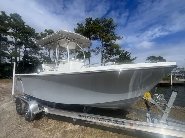 The Image of Parker Marine 210 Coastal 2026 - 1