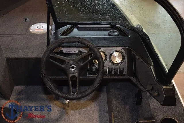 Slide: The Image of Lund 1650 Rebel XL Sport 2026 - 10