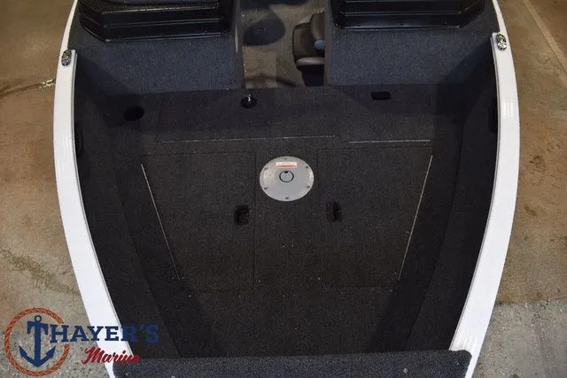 Slide: The Image of Lund 1650 Rebel XL Sport 2026 - 11